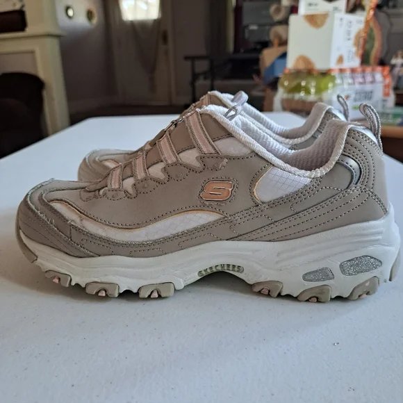 Skechers D'Lites Zip Along Sneakers - Picture 2 of 7